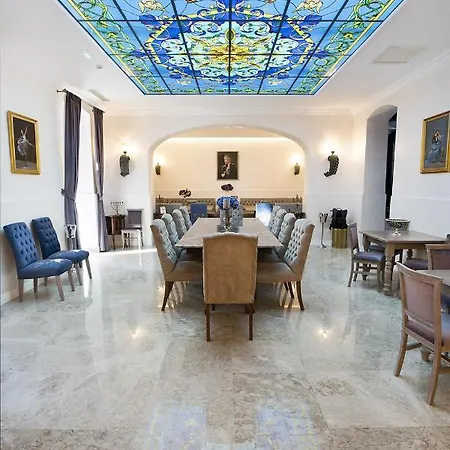 Caraiman Hotel 3*
