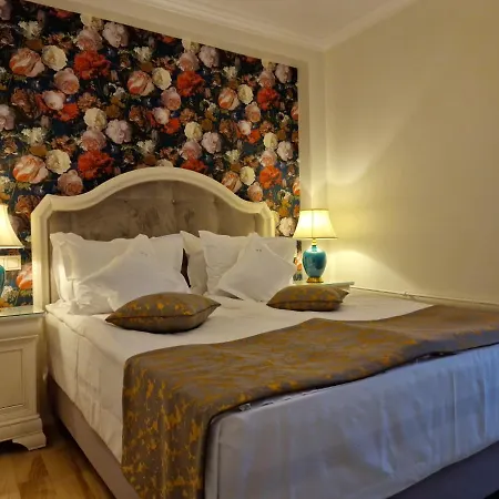 Hotel Caraiman 3*